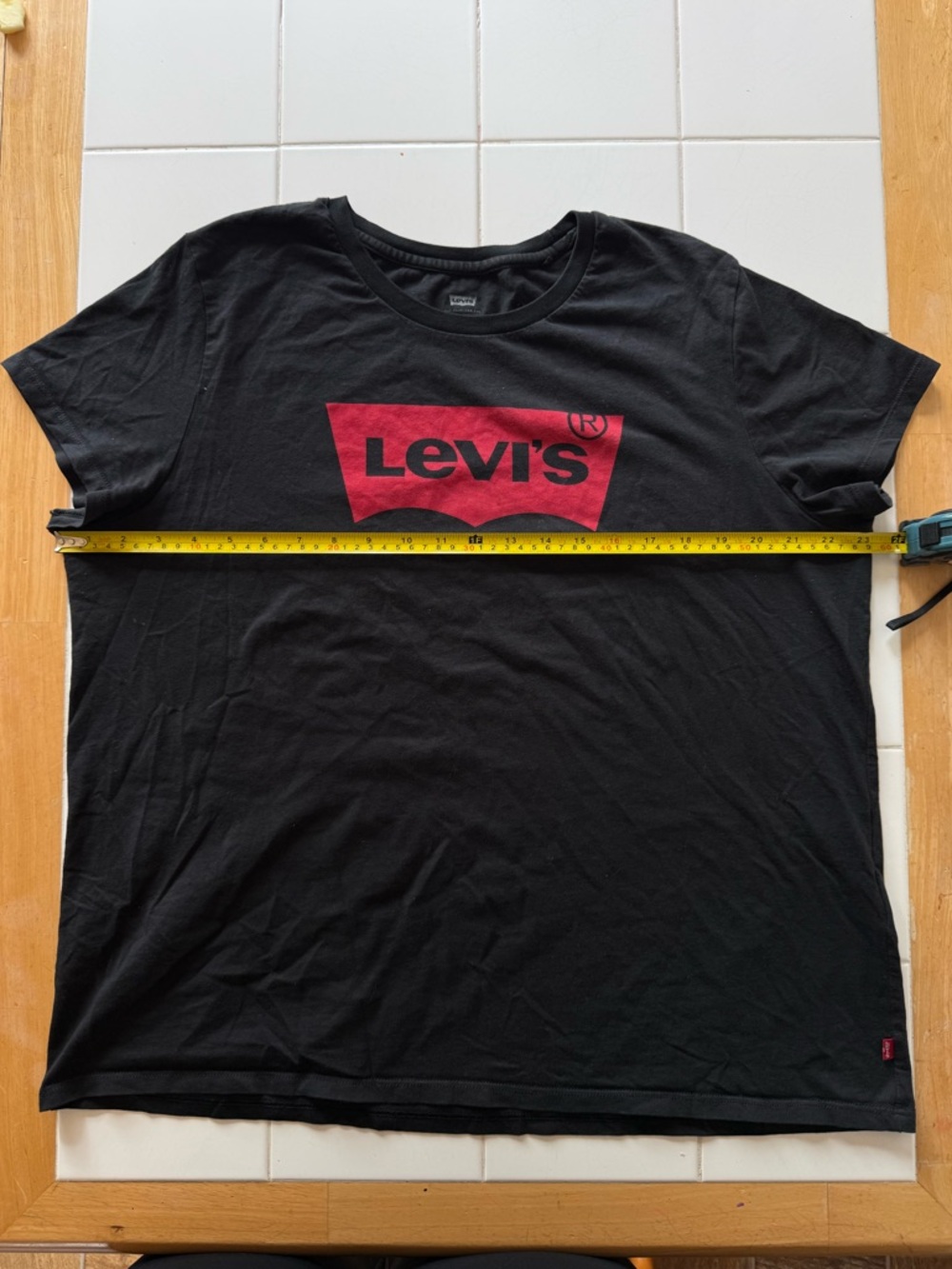 Levi’s Black & Red Logo T Shirt Size XXL - Picture 6 of 7